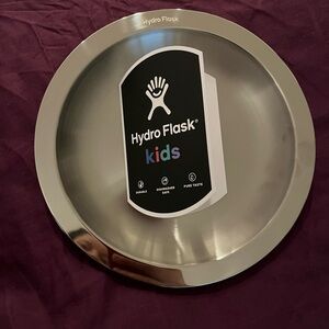 Bundle of Two Hydro Flask Stainless Steel Kids Plates